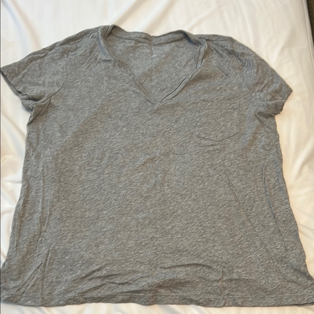 Caslon V-neck pocket short sleeve shirt, heather gray, large